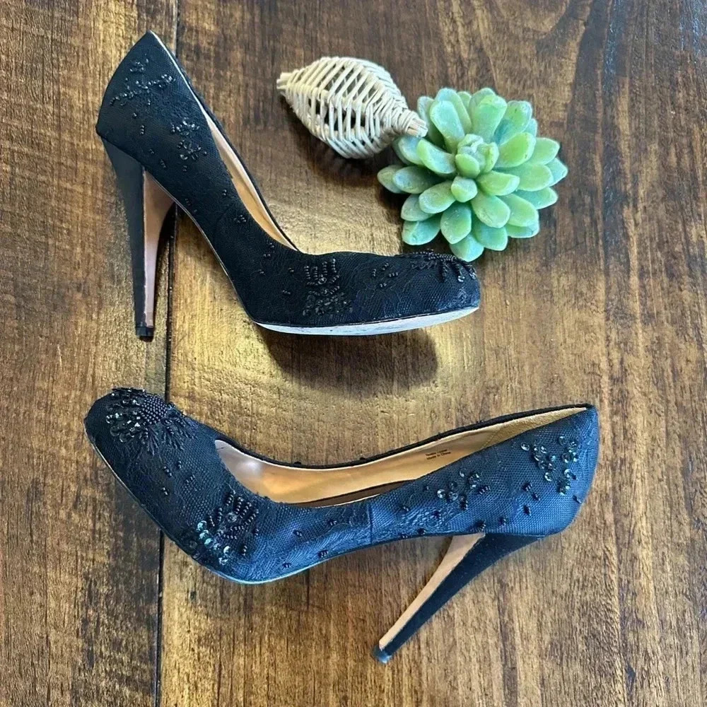 Badgley Mischka | Black Sanoma Beaded Lace Pumps - Picture 2 of 10